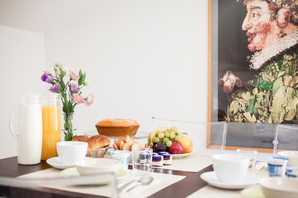 Bed and Breakfast Relais Al Senato Рим Экстерьер фото